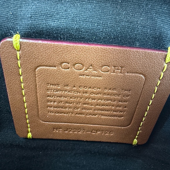 💥COACH - Charter Pack In Signature Canvas - 81U145 - Picture 17 of 17